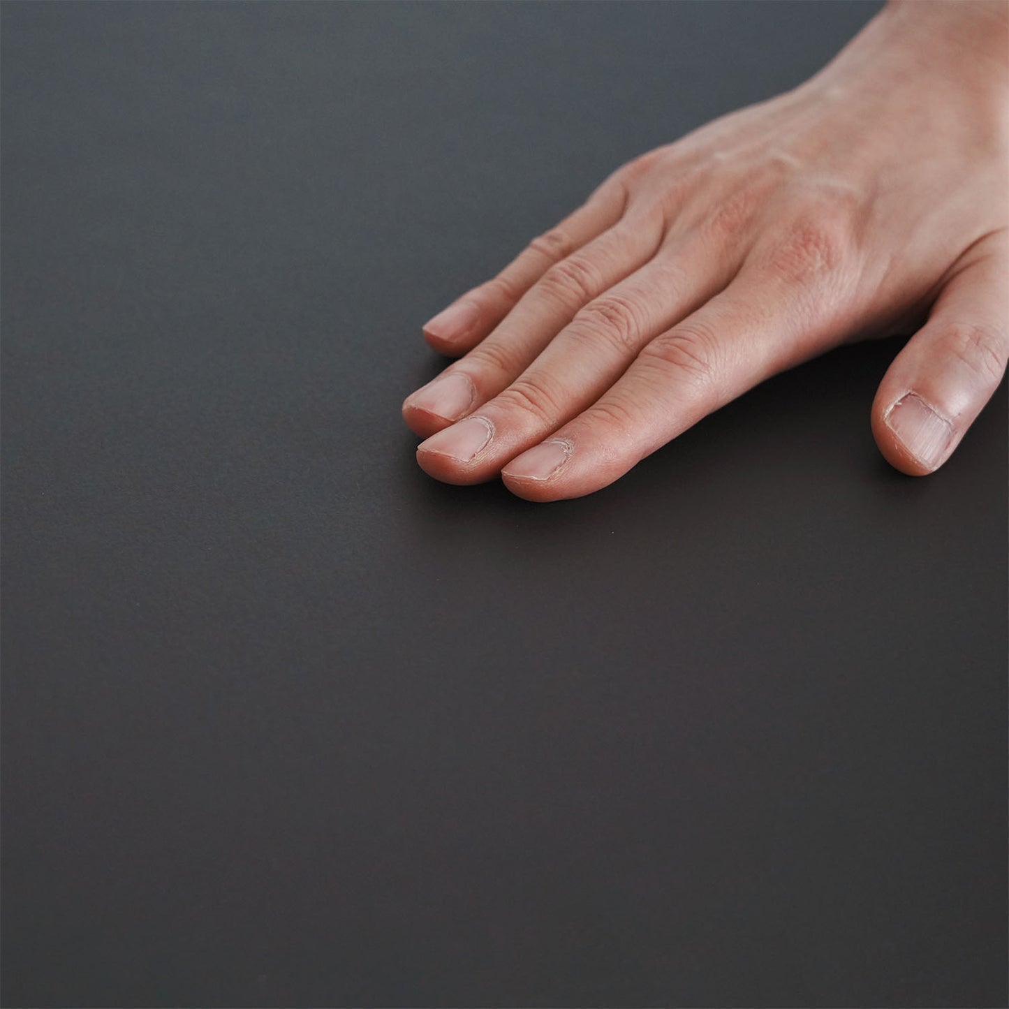 KOROMO table top / Black Linoleum